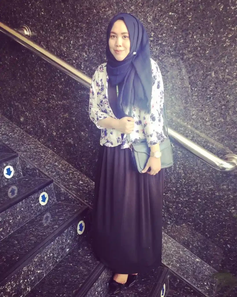 Floral Calm & Modern Grace