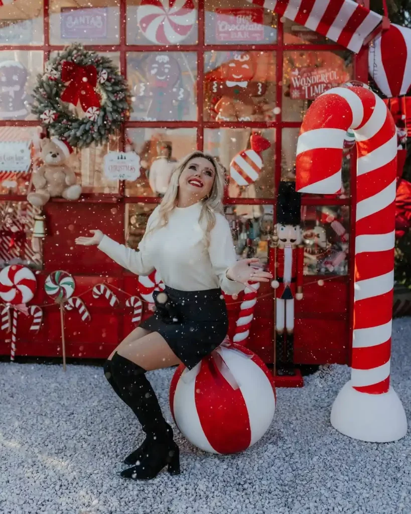 Candy Cane Christmas Look