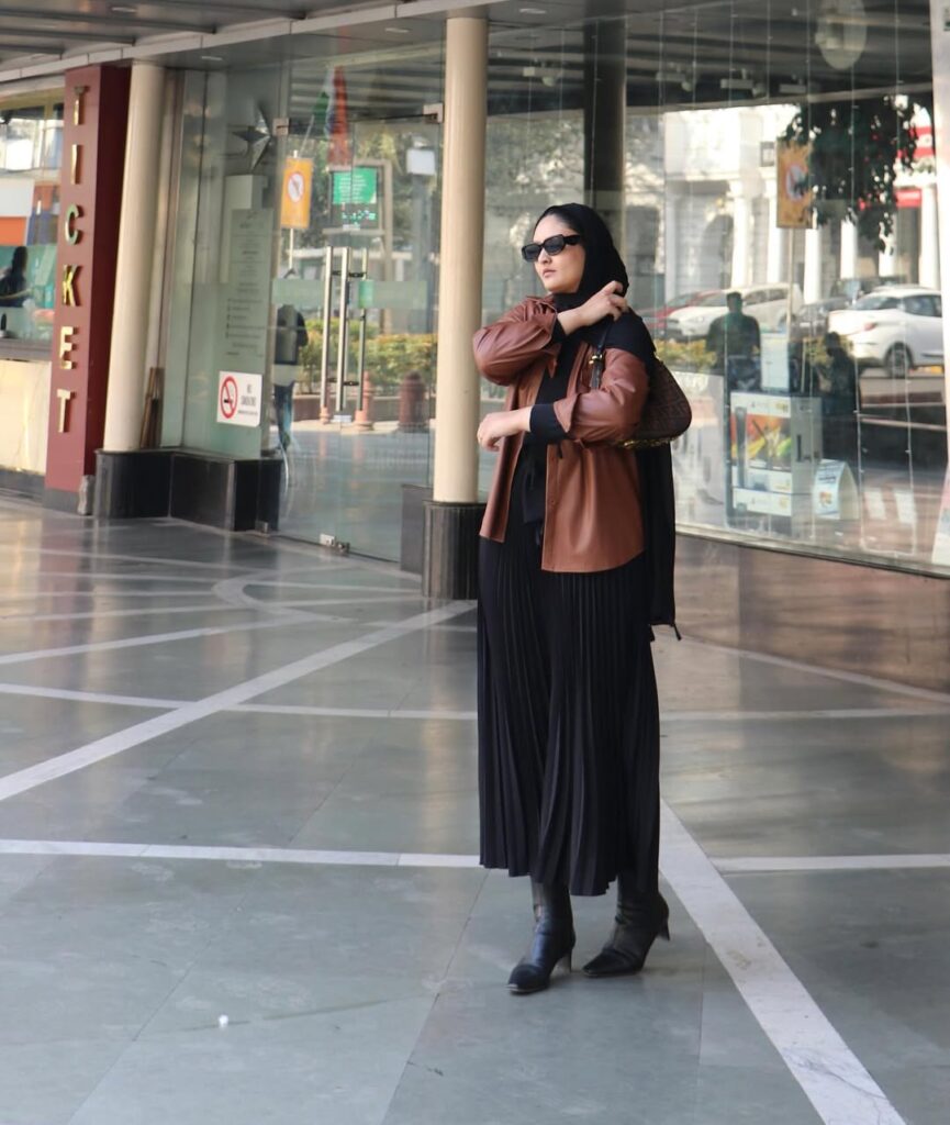 Polished City Old Money with a Pleated Long Skirt