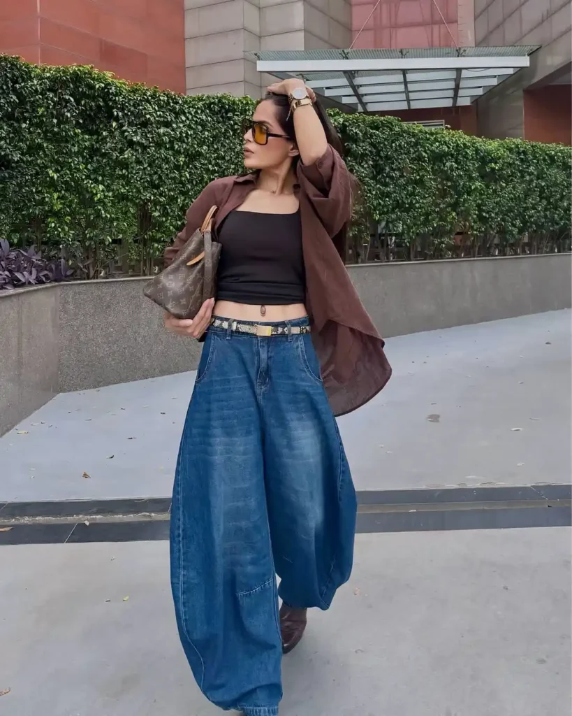 Barrel Jeans Street Style with Relaxed Confidence
