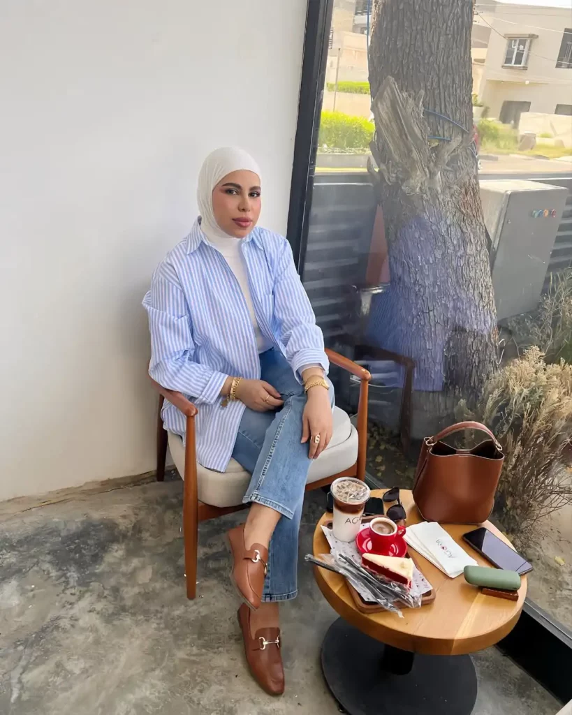 Café Chic Simplicity with an Old Money Hijab Feel