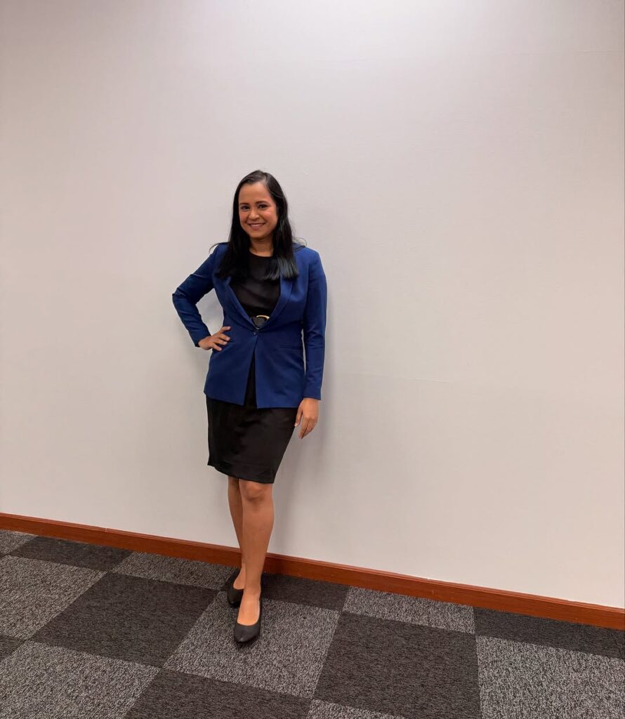 Classic Professional Elegance with a Navy Blue Blazer