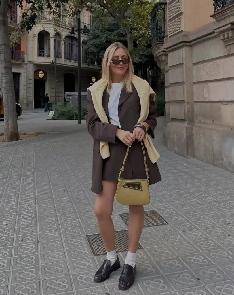 Soft Layered Brown Blazer Look for a Modern Office Day