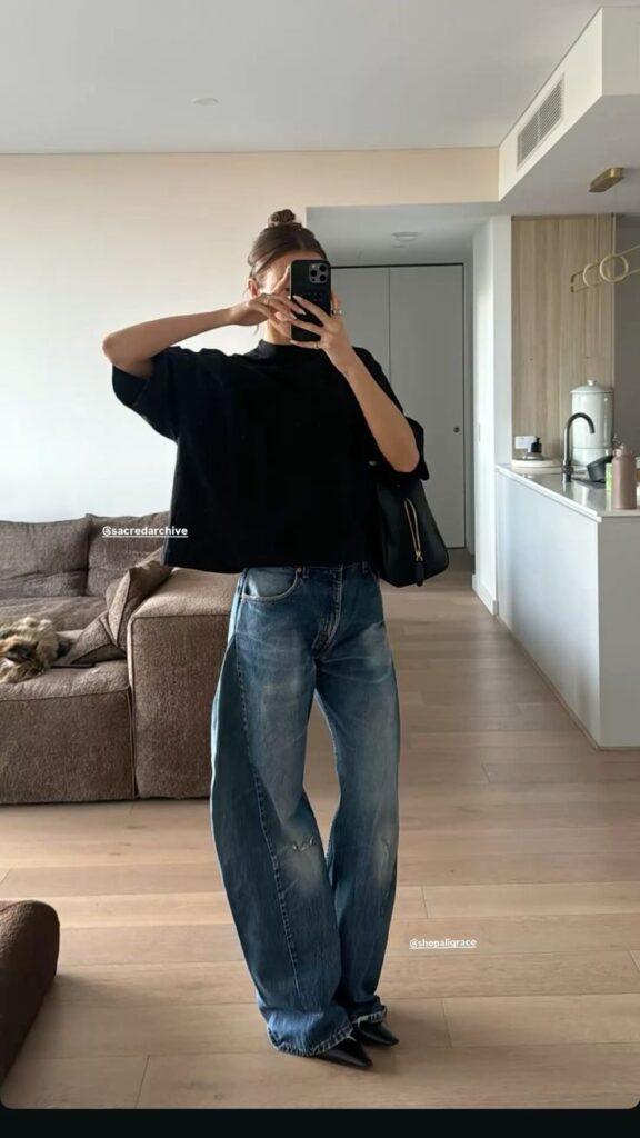 Oversized Black Tee with Classic Baggy Jeans Dinner Outfit