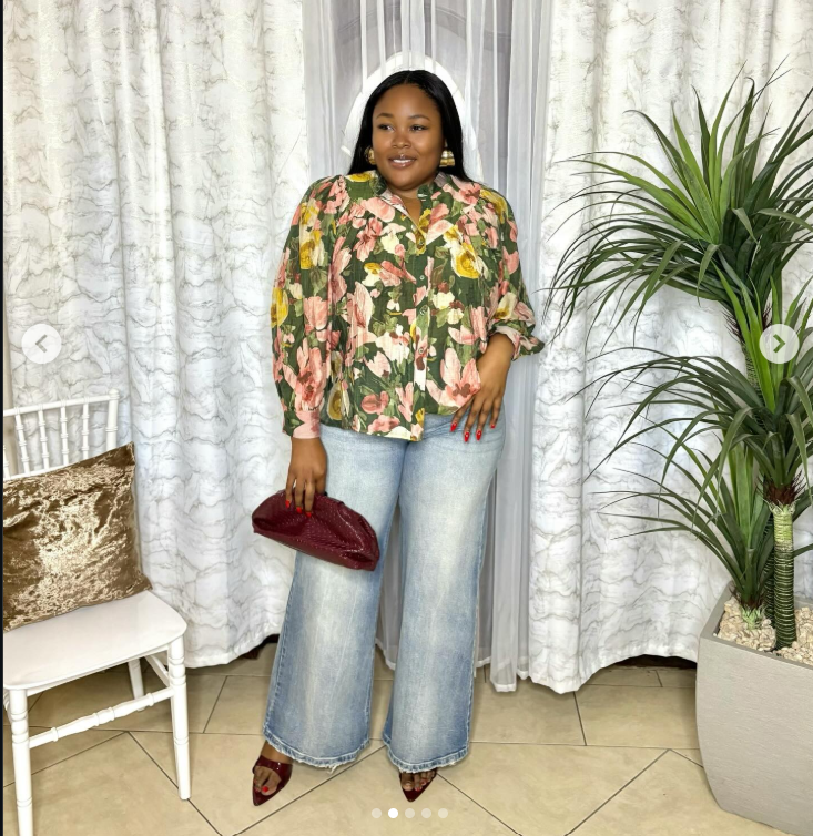 Floral Blouse with Wide-Leg Jeans Business Casual Charm