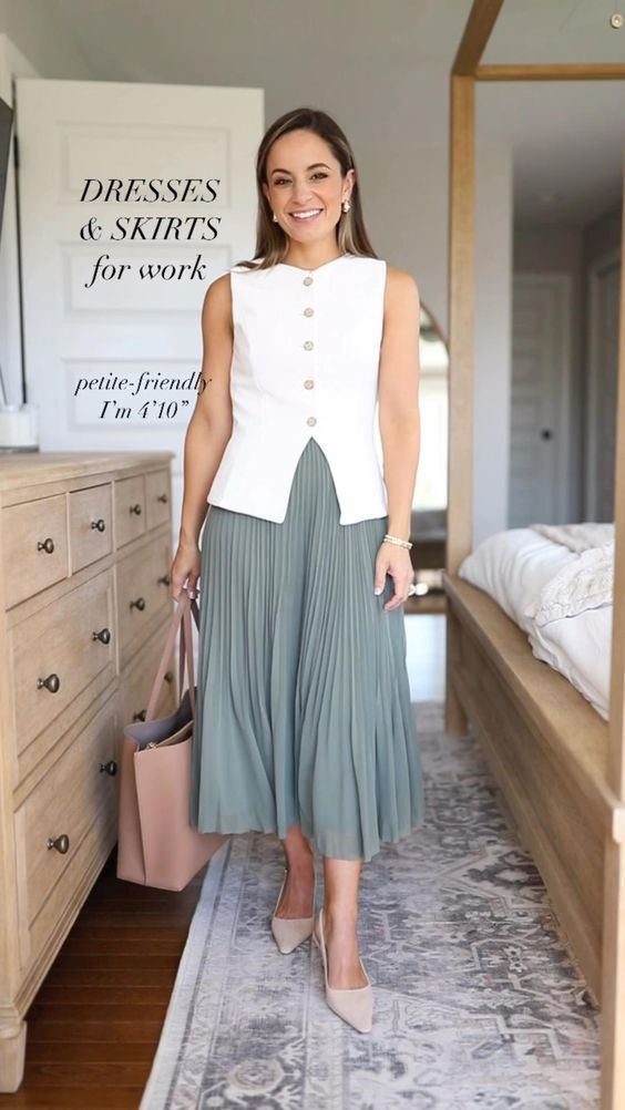 Buttoned Vest with Pleated Skirt Office Outfit