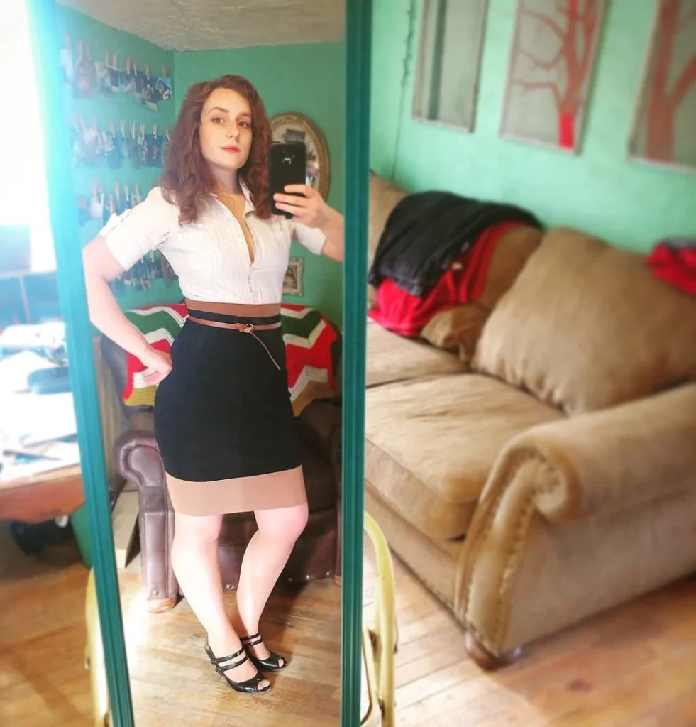 Black Pencil Skirt with Short Sleeve Button Shirt Office Outfit