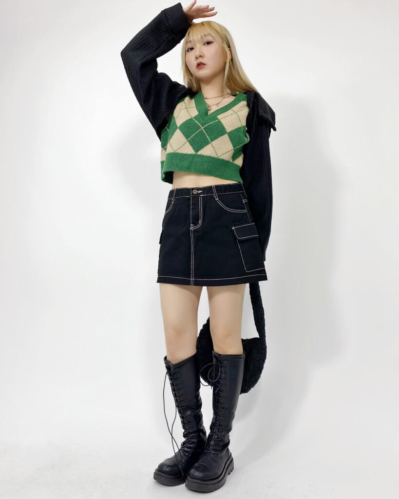 Knit Vest with Black Mini Skirt Office Outfit