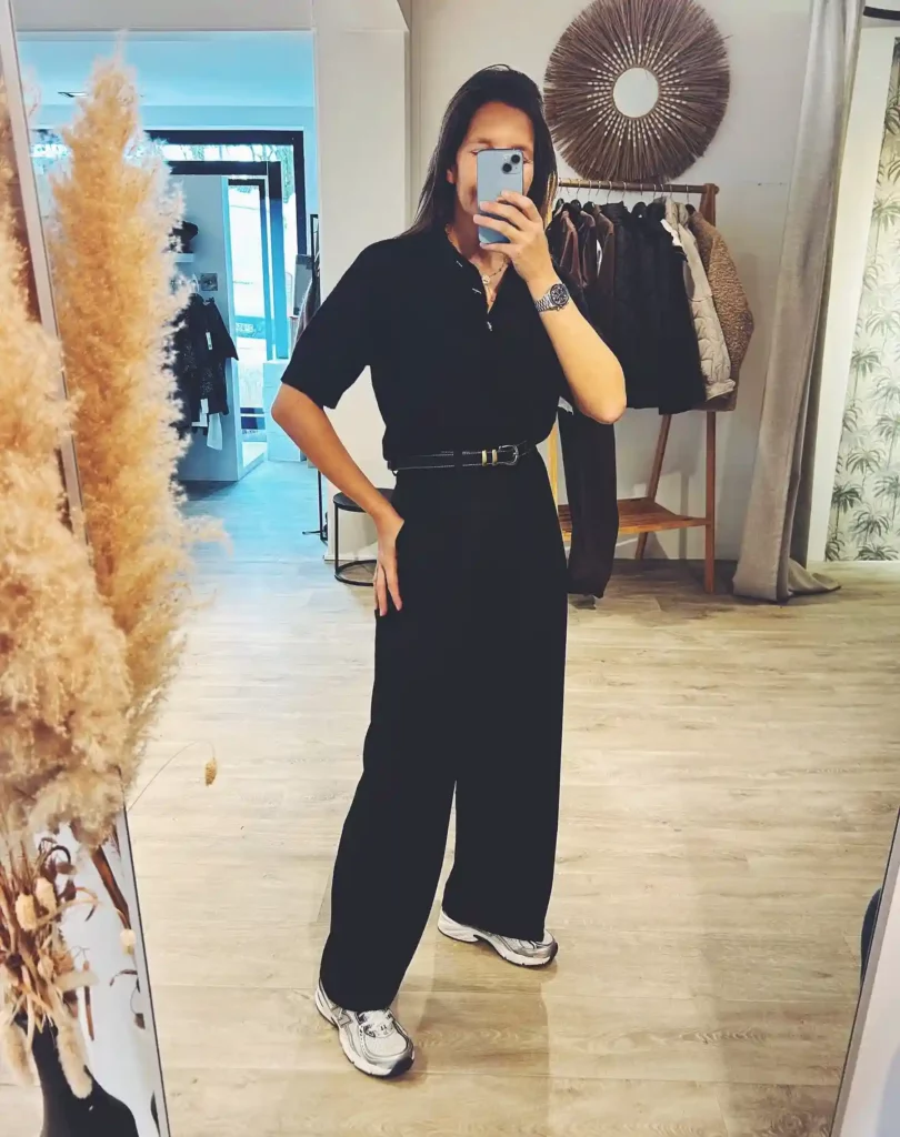 Relaxed Black Tee with Wide-Leg Pants Office Outfit