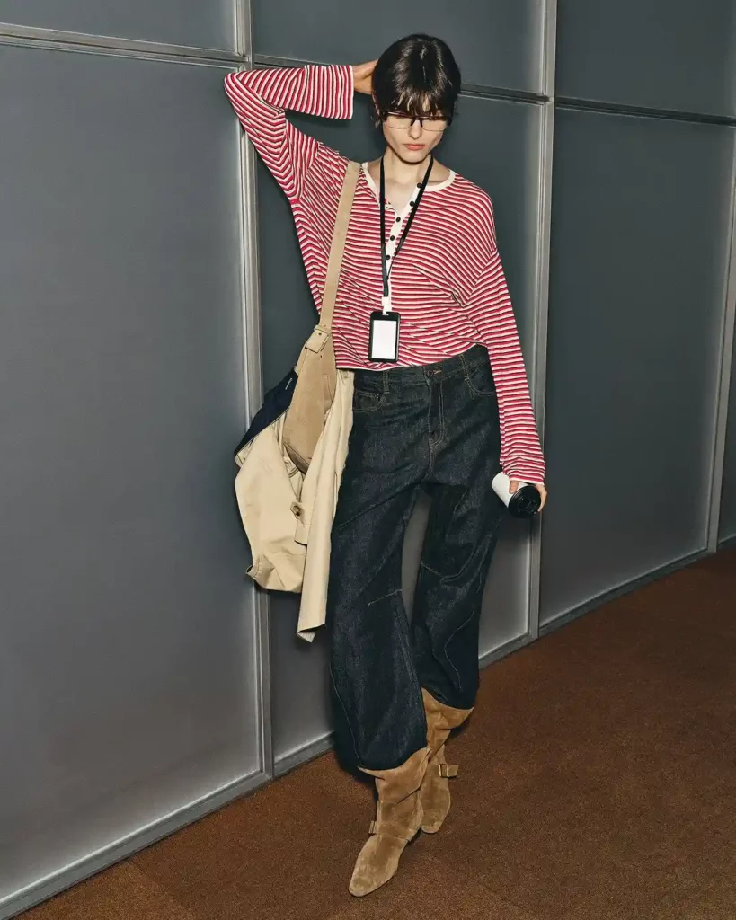 Striped Top with Wide-Leg Jeans Summer Office Outfit