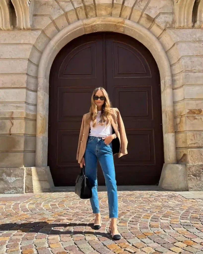 Neutral Blazer with Blue Jeans Summer Office Outfit