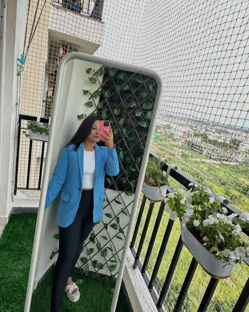 Blue Blazer with Black Pants Summer Work Outfit
