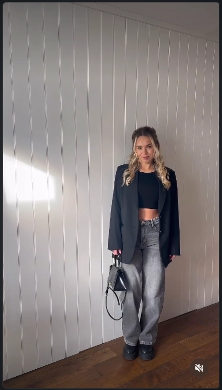Black Blazer with Grey Baggy Jeans Office Outfit