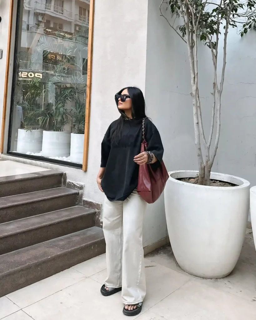 Oversized Black Tee with White Jeans Office Outfit