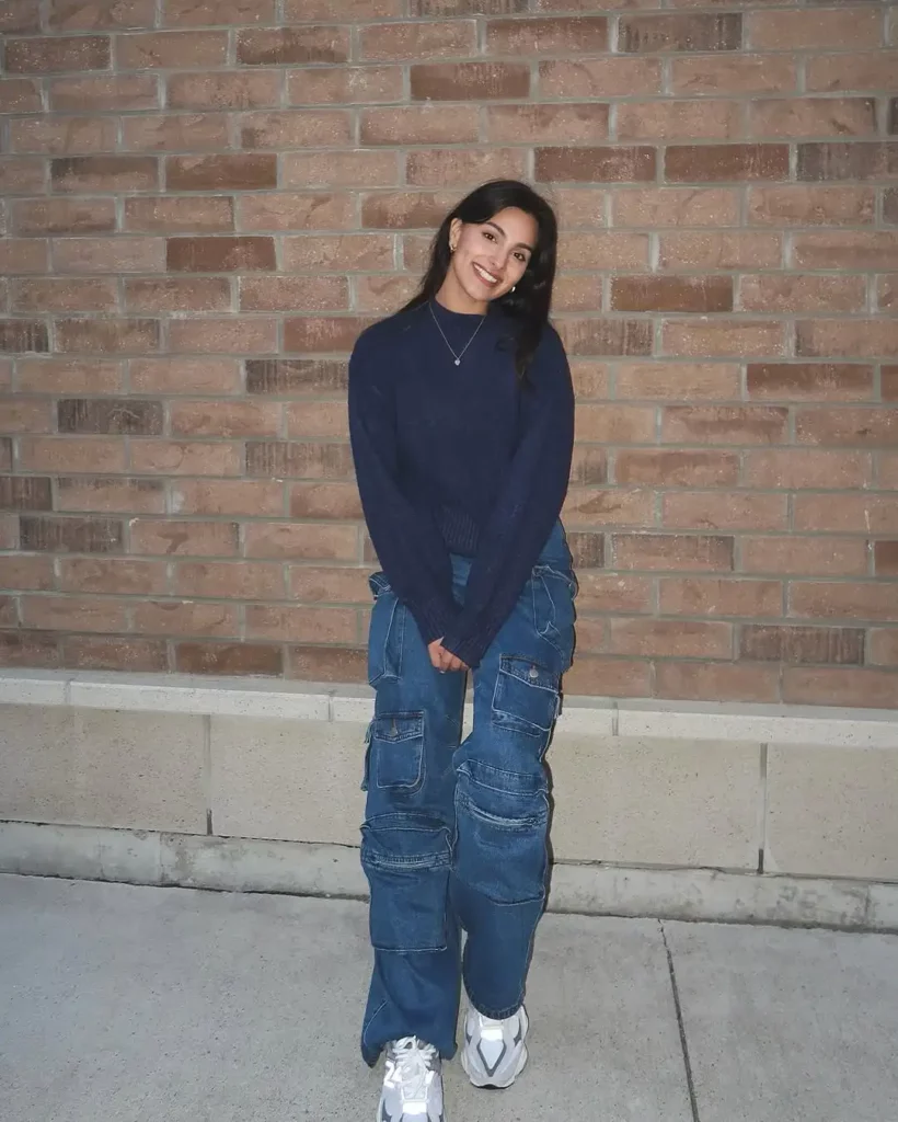 Navy Sweater with Blue Cargo Jeans Fall Outfit