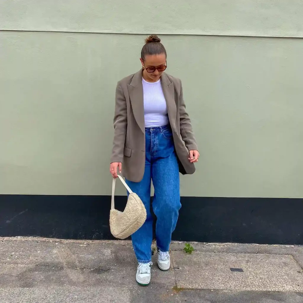 Taupe Blazer with Blue Straight Leg Jeans Fall Outfit