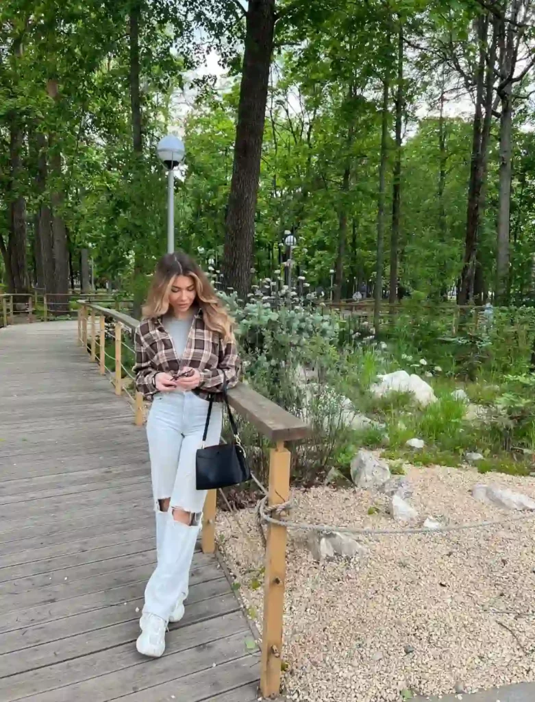 Brown Plaid Flannel with Light-Wash Wide-Leg Jeans Fall Outfit